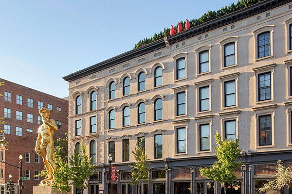 Exterior of 21c Museum Hotel, Louisville KY